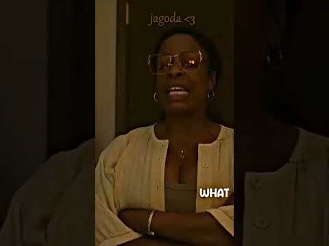 Jeffery Dahmer tries to give a sandwich to his neighbour - Monster: The Jeffery Dahmer Story #Shorts