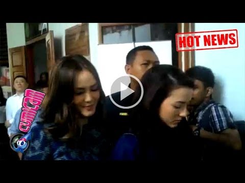 Hadiri Sidang Cerai, Cathy Ditemani Julie Estelle - Cumicam 07 Maret 2016