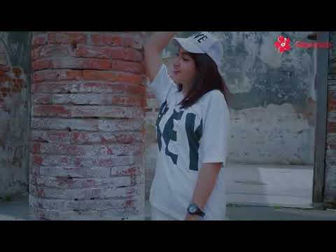 JIHAN AUDY - SYANTIK TAPI JULID ( OFFICIAL VIDEO )