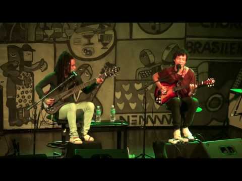 Pedro Martins & Michael Pipoquinha - "Eixo"
