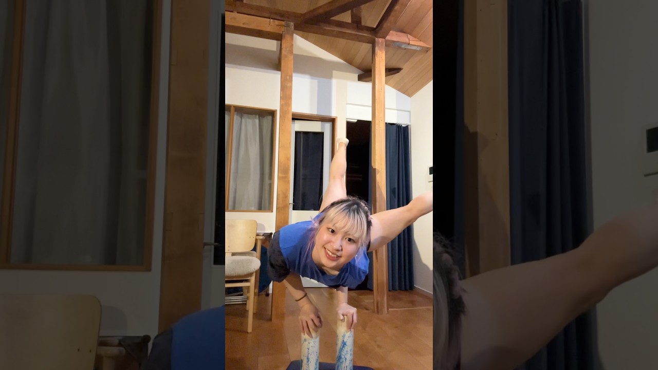 夏にしたかったことその①TOOTH GEMをつけました🥹本当にキラキラで鏡見る度に笑いかけちゃう💗 #rickmethod #handbalancing #倒立 #acrobatics