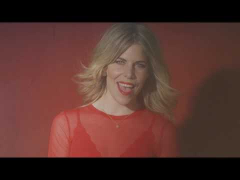 Lost In The Middle - Blackbird