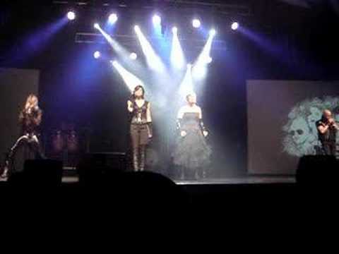 Fork - Leave me Alone LIVE At SoJam 2007!