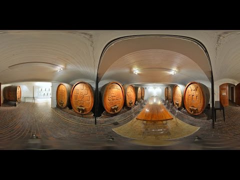 Vídeo 360 VR do Die Bergkelder Wine Centre em Stellenbosch, África do Sul