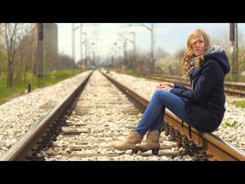 "Bol " - Estera Valentini - Cibula