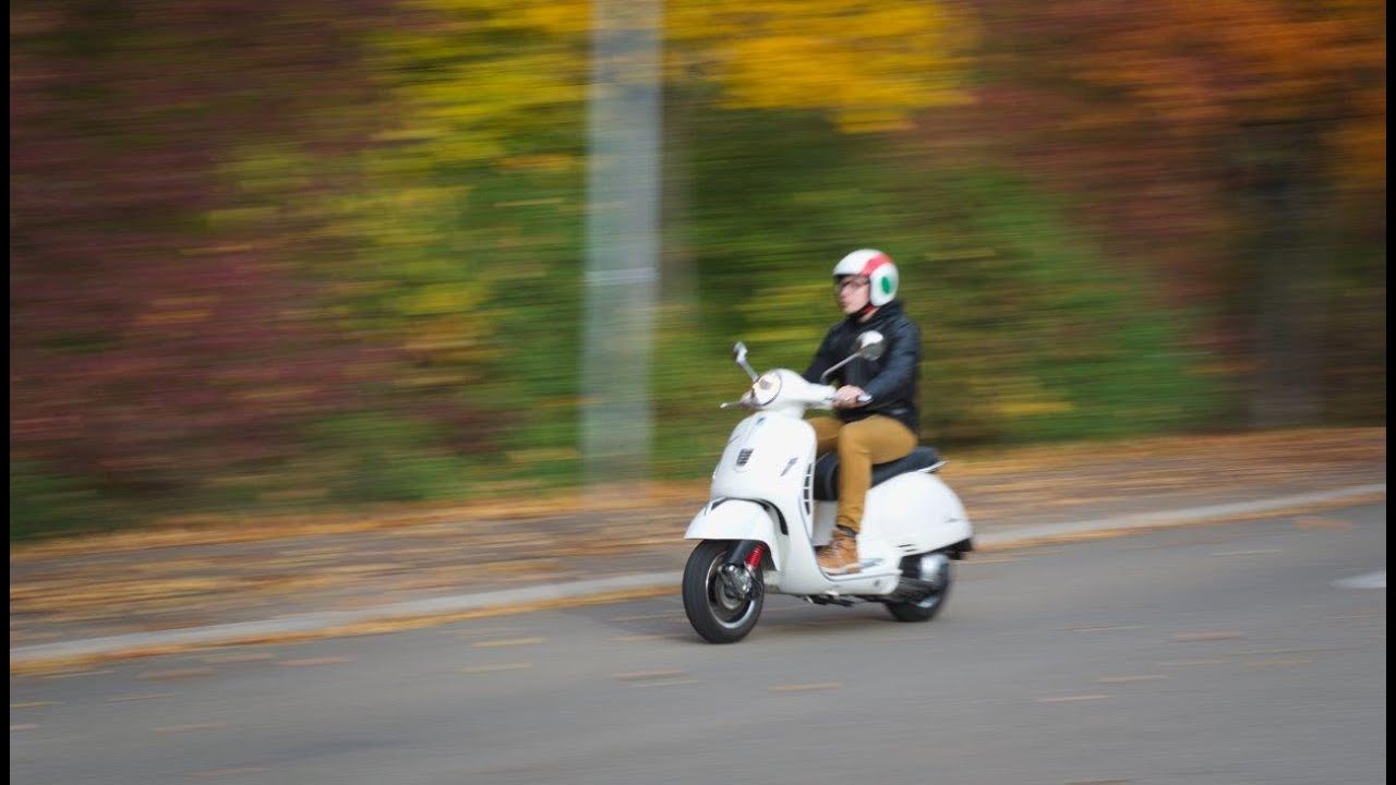 vespa 125 sport noir mat +top case