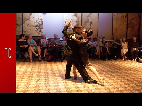 Tango: Eva Icikson y Brenno Marques, 26/5/2022, Patio de Tango 2/3