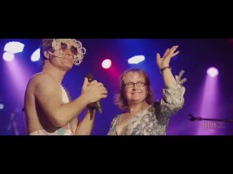 ELTON JOHN OUT OF THE CLOSET, NOVEMBER RAIN, world’s best and most authentic re-creation of Elton