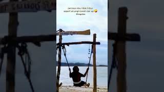 Download lagu Cewek di pinggir pantai #short #funny #nature #whatsapp  #whatsappstatus #cute #video mp3
