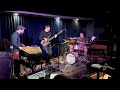 Dillon Vado Vibes Trio: Deadzy (John Scofield)
