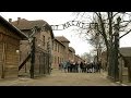 «Оказались на свободе, но так и не освободились»: узники Освенцима вспоминают 