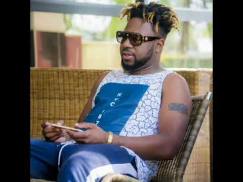 Ziqo Feat. Denny OG - Tira Blusa