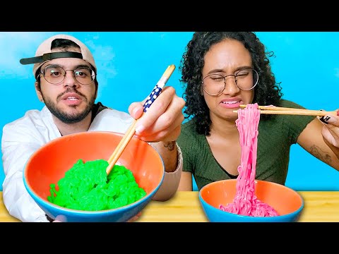 PROVANDO OS SABORES MAIS ESTRANHOS DE MIOJO