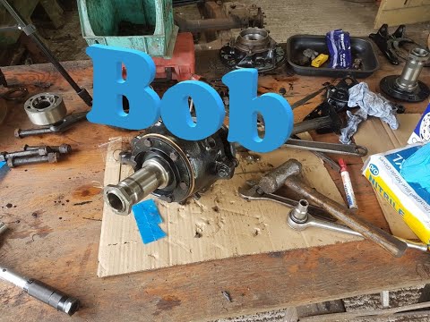 Episode 9   1971 Range Rover BOB, Axles, Swivels and Diff - Parental Warning