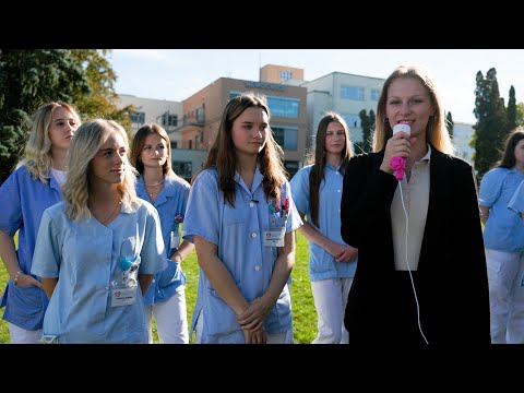 SESTRA V AKCI - Maturitní video 4. B SZŠ Tábor, maturantky 2026