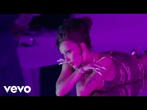 Doja Cat - Gorgeous (Behind The Scenes)