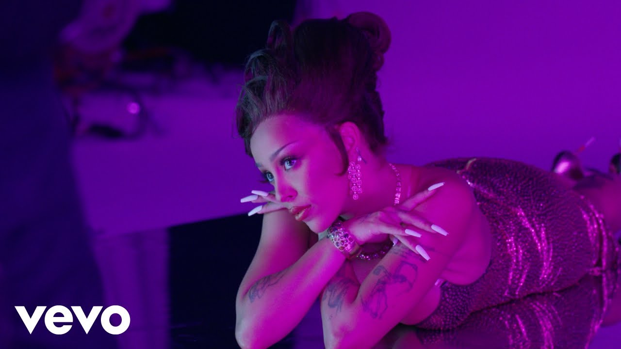 Doja Cat - Gorgeous (Behind The Scenes)