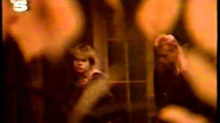 220 Volt - Love is all you need (Official Videoclip)