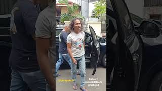 Download lagu Kaka Slank Turun dari mobil di Basecamp Slank JL Potlot III #slank mp3 Download lagu Kaka Slank Turun dari mobil di Basecamp Slank JL Potlot III #slank mp3