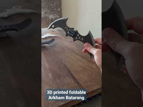 Batman foldable batarang.