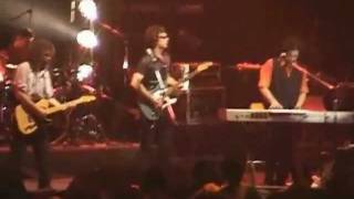 Desconfío -Andrés Calamaro- En vivo El Regreso, Luna Park 2005.