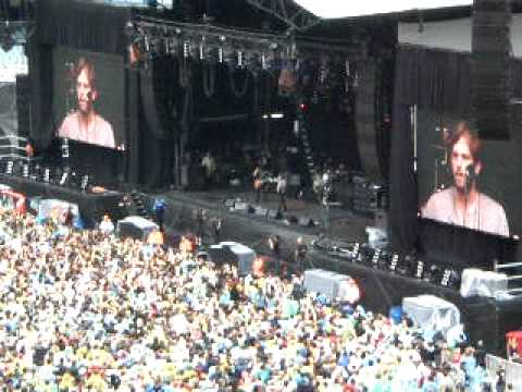kings of leon at Sound Relief MCG 2009