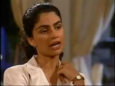 Suave Veneno - Maria Regina, Valdomiro e Clarice se enfrentam no jantar