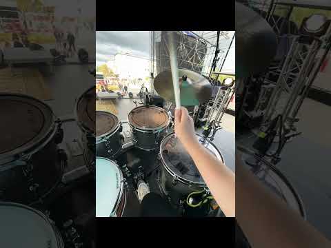 Monitor mix tune.. #drums #livedrumming #drumcam #drum #soundcheck #drummix #drummer #drumming