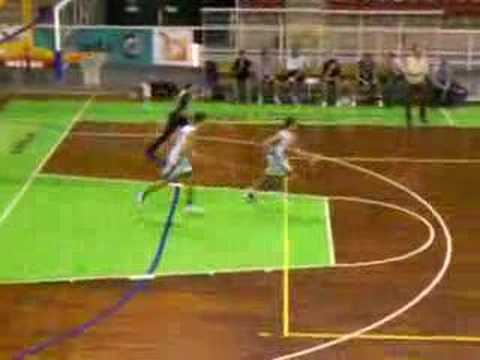 Canestro di Pivetta.