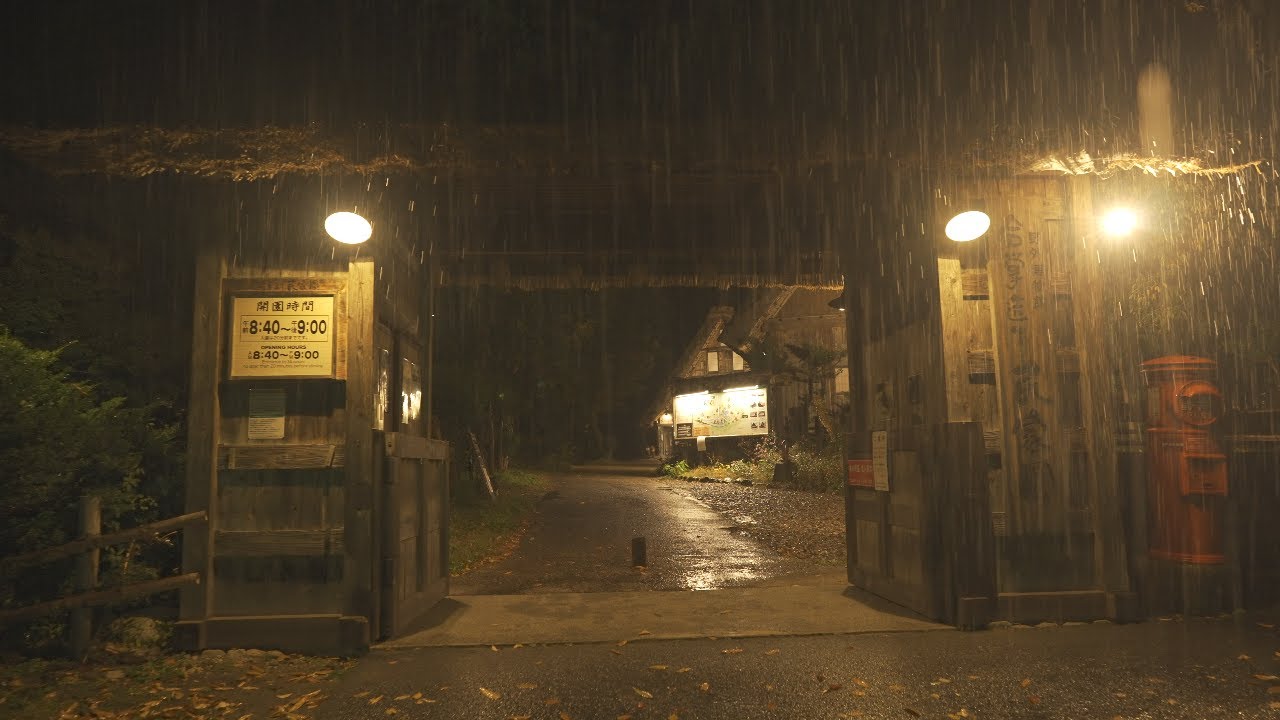 【4K Raining Sound】Rainy Wonderland: Shirakawa-go's Breathtaking Light-up Event in Japan.