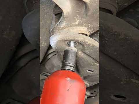 LOWER CONTROL ARM BOLT 🔩 REMOVAL #shortvideo #viralvideo #shorts #short