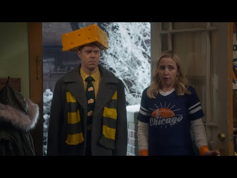 Becky Introduces Her Packer-fan Boyfriend - The Conners