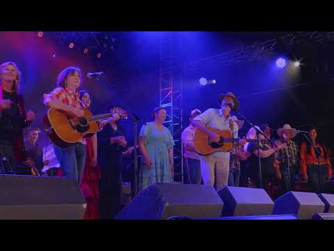 Watch the Back to the Bush Spectacular LIVE from Toyota Park!