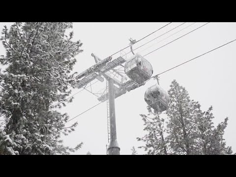 Lake Tahoe pummeled with snow creating traffic dilemma for Central Valley visitors