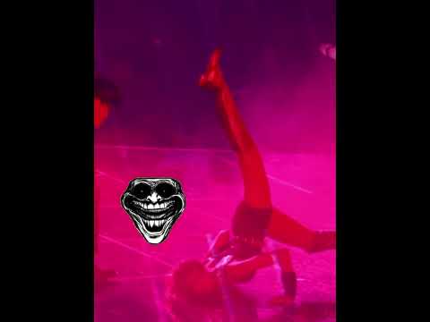 Lisa and jhope 🤫 #shorts #kpopedit #trollface #lisa #jhope #bts #blackpink #dancers