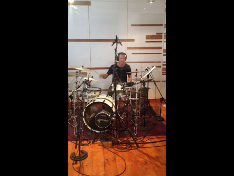 Maurizio Masi recording drums for FRANK HEAD on 