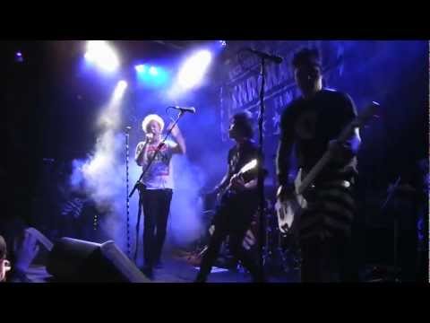 Tarakany! (Тараканы!) - 36,6 live at B2 club, Moscow. 04/12/11