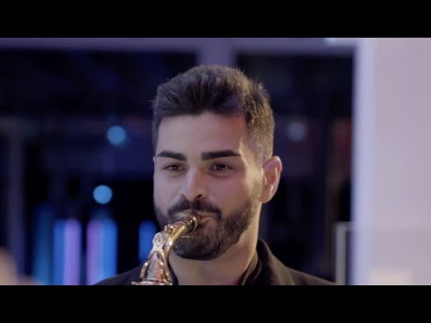 Live Saxophonist Vocalist Violinist Drums & DJ in Puglia Italy - Toni On Sax
