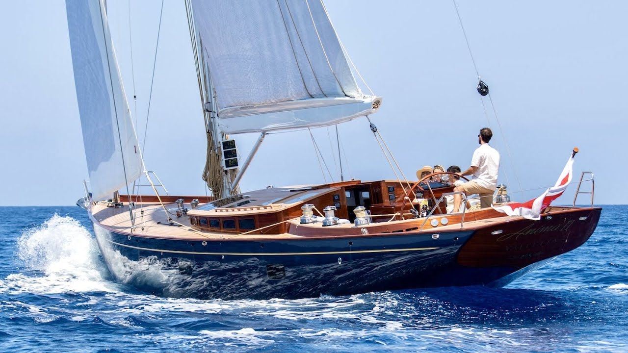 Yacht Tour: 2021 Spirit 72