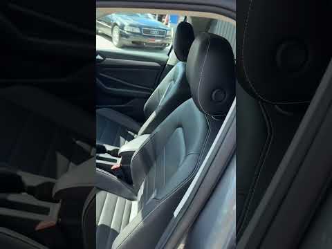 фото volkswagen jetta vii 0