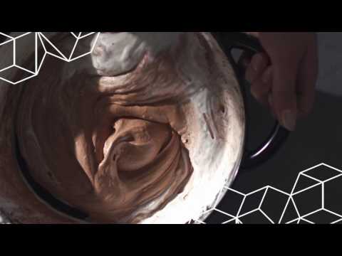 Chokladmousse med saltflingor.