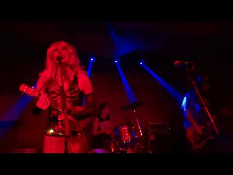 Donut Heart - Grandpa Charlie (live @ Schokoladen)