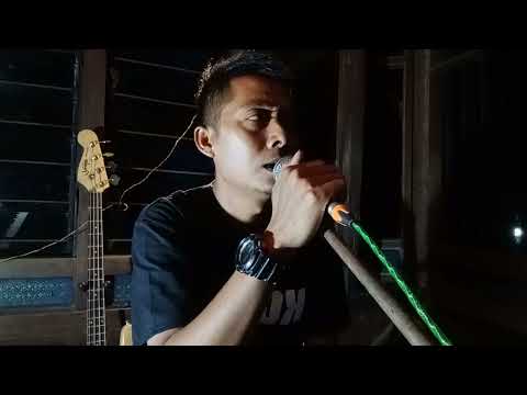 nike ardilla( ku tak akan bersuara)cover akustic song.by edy