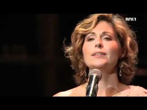 Sissel Kyrkjebø - Til ungdommen (Live Minnesceremoni Oslo 2011)