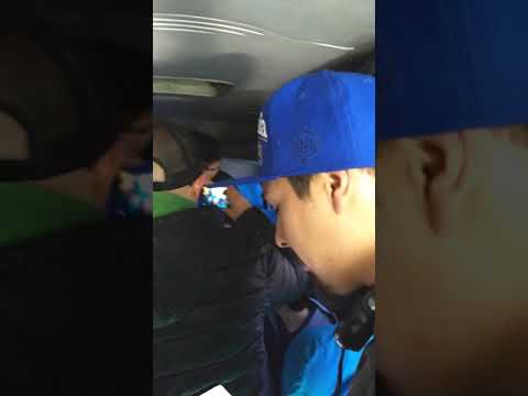 Peyello is in tha bus