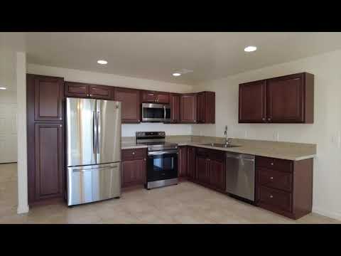 RR789 - 3027 N Corrine Dr - Video 2 of 2