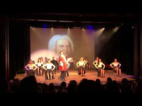 Angelo Borer and Crazy Feet to classical music