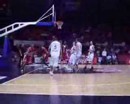 42 03-10-07 BvB BCO-Ninane - Senne Geukens met een snelle la