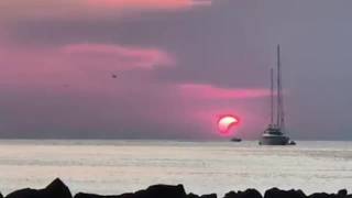 L'eclissi di Sole dal lungomare di Castellammare di Stabia