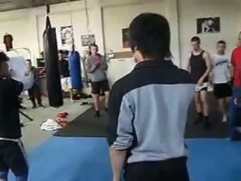 ５、打撃とフットワーク　Hit and away